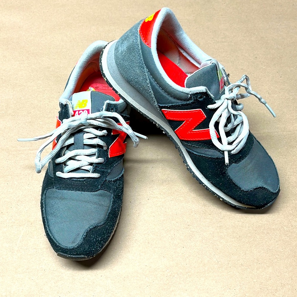 New balance Teen Size 6